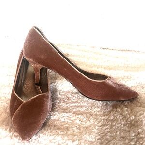 Adrianna Papell Rose Blush Pink Mauve Velvet Kitten Heels Pumps Leather 8.5
